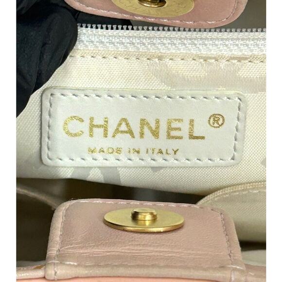 CHANEL Pink Patent Triple CC Tote Bag A-A17030 - Picture 8 of 12